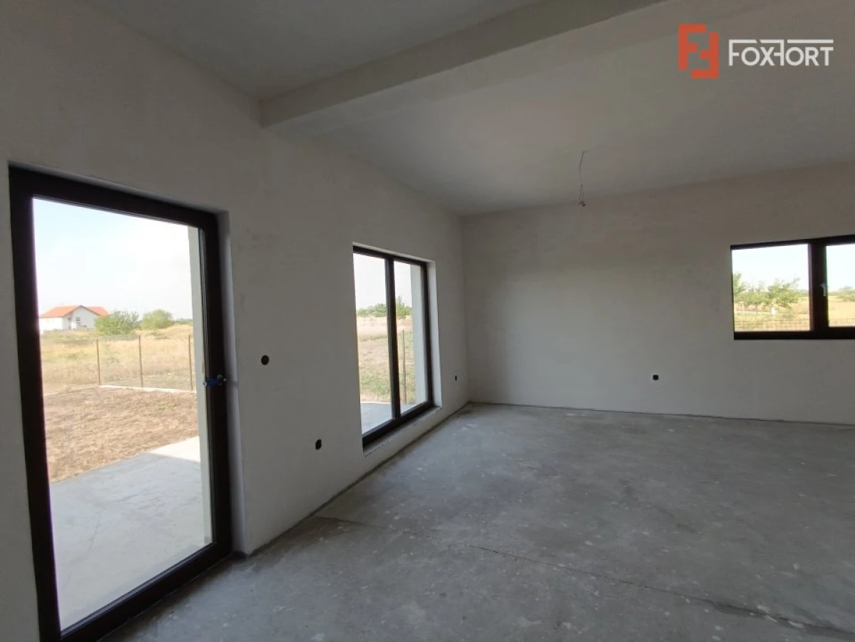 Triplex 5 camere, 2 bai, 114 mp utili, zona Plopi Timisoara - V8613 - 2