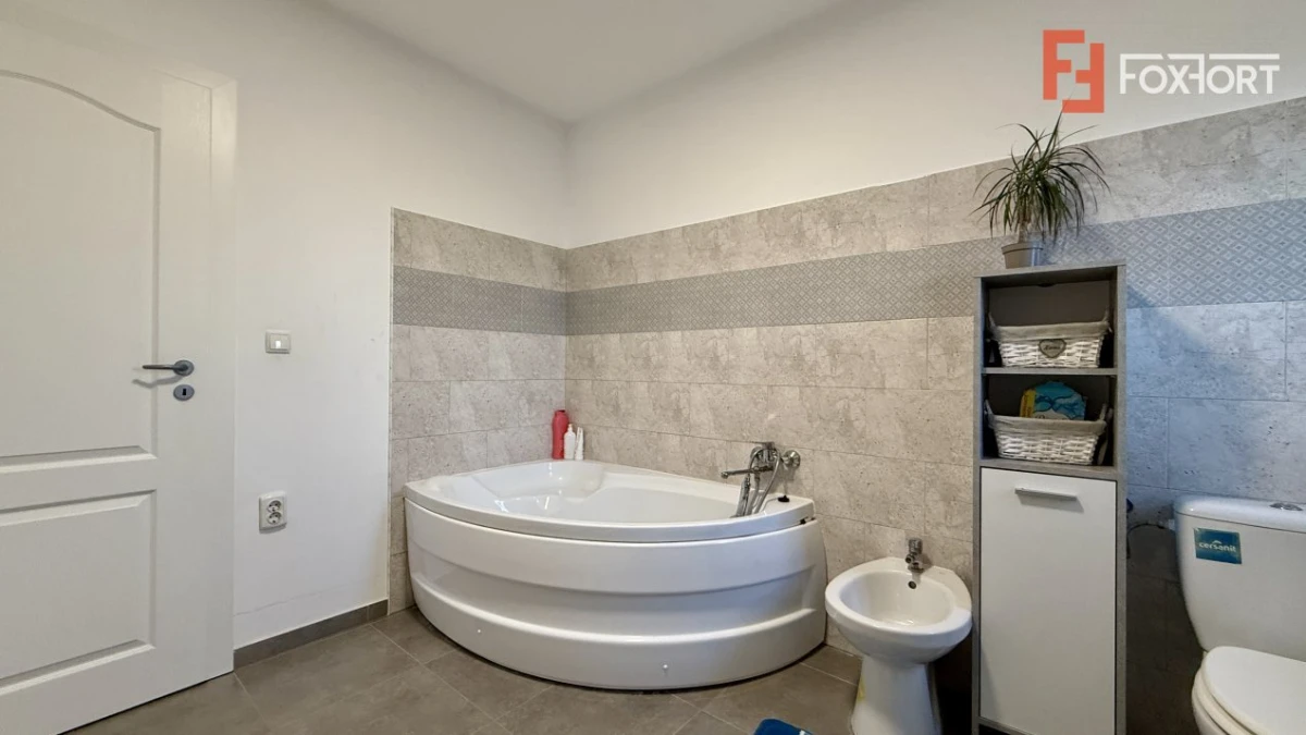 COMISION 0% Duplex cu 4 camere si teren de 250 mp - Sanandrei - 8