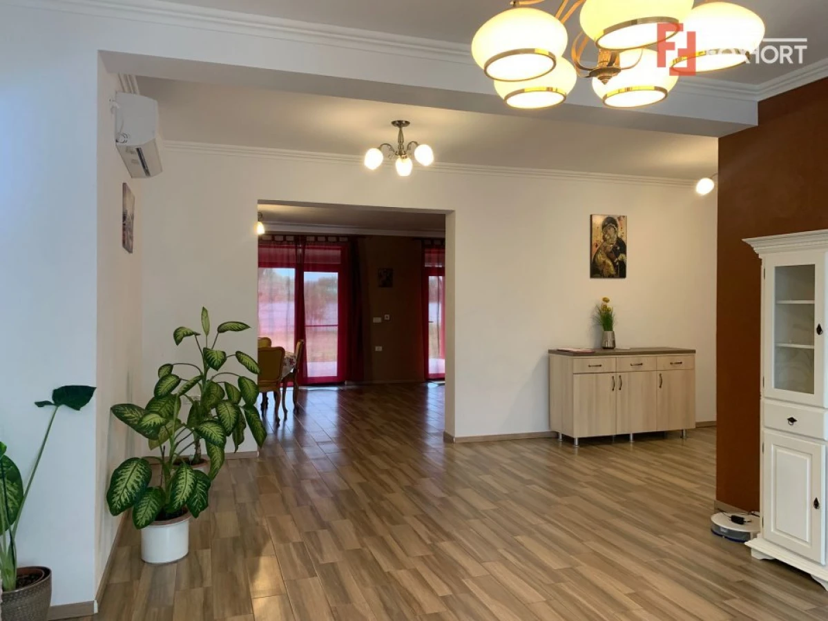 COMISION 0% Casa Individuala 5 camere, 1000 mp teren, Parta - 1