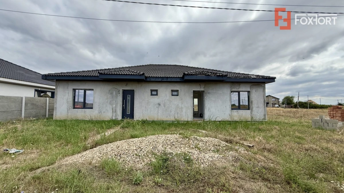 Duplex intreg, cu 6 camere, parter - 144 mp, zona Sacalaz - 1