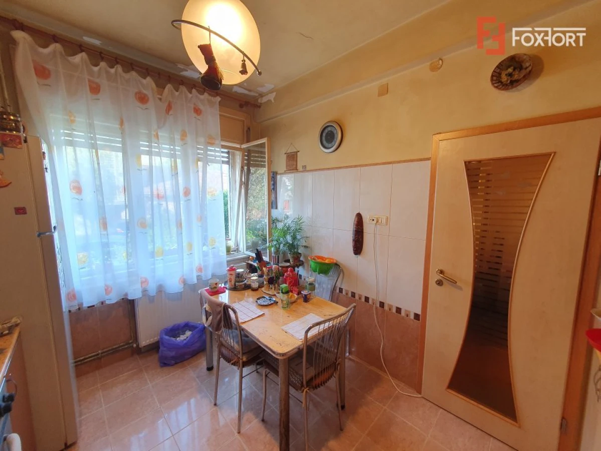 COMISION 0% Casa cu 6 camere 240 mp utili - zona Brancoveanu - 10