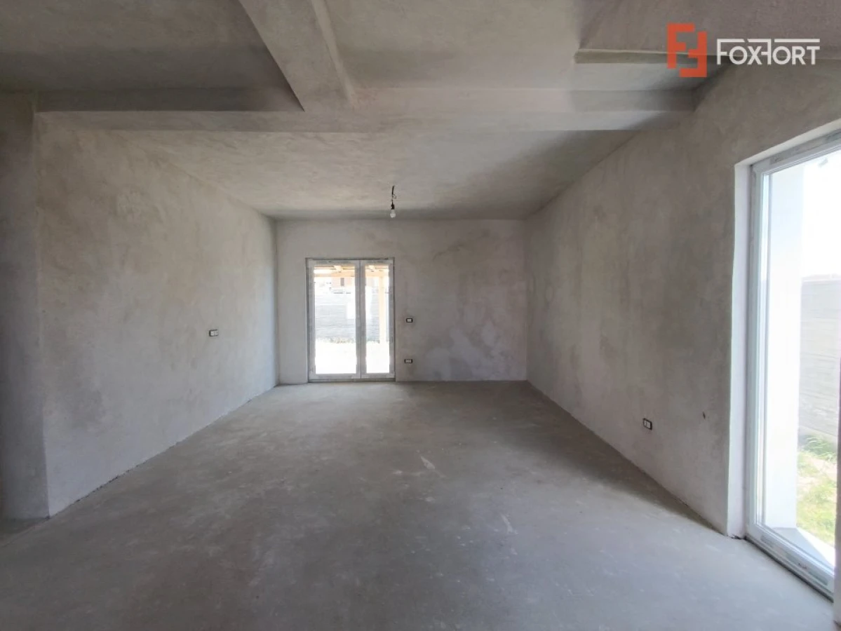 Duplex de vanzare cu 4 camere si teren de 290 mp - Giroc - 1