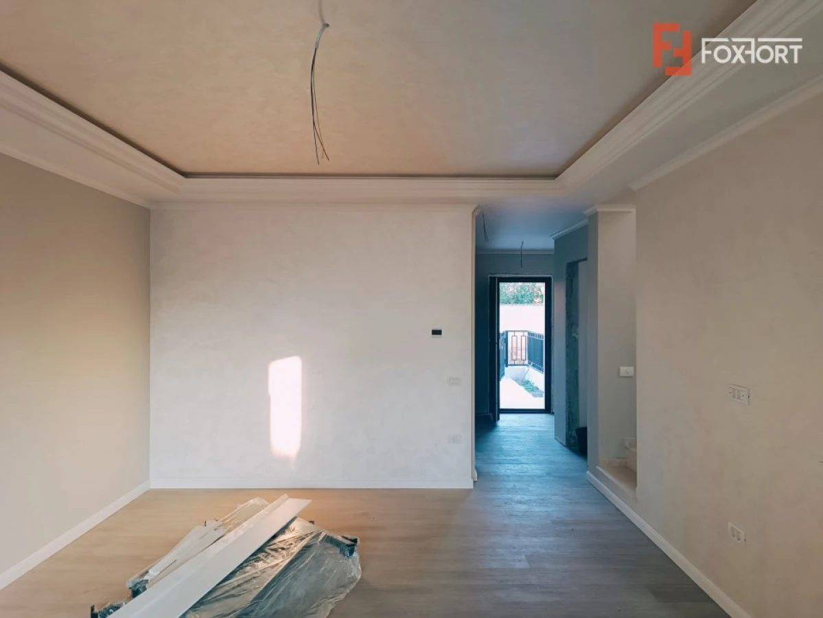 Duplex de vanzare cu 5 camere si teren de 270 mp - Mosnita Noua - 3