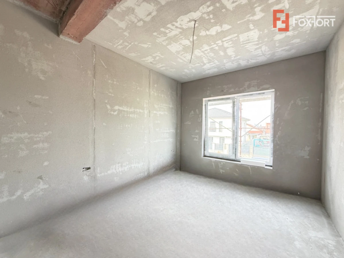 Duplex cu 4 camere de vanzare si teren de 335 mp - zona Sacalaz - 5