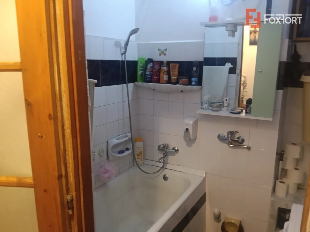 Apartament cu 2 camere de vanzare la etaj 4 zona Sagului - 6