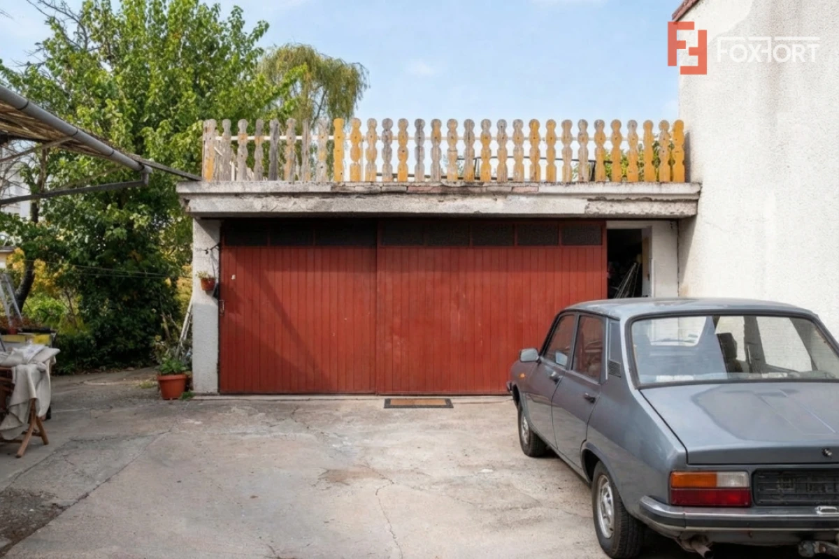 Casa individuala cu 4 camere, garaj si teren de 694 mp, zona Bujac Arad - 10