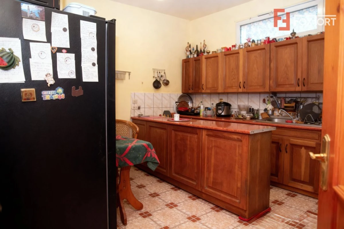 Casa individuala cu 4 camere, garaj si teren de 694 mp, zona Bujac Arad - 5