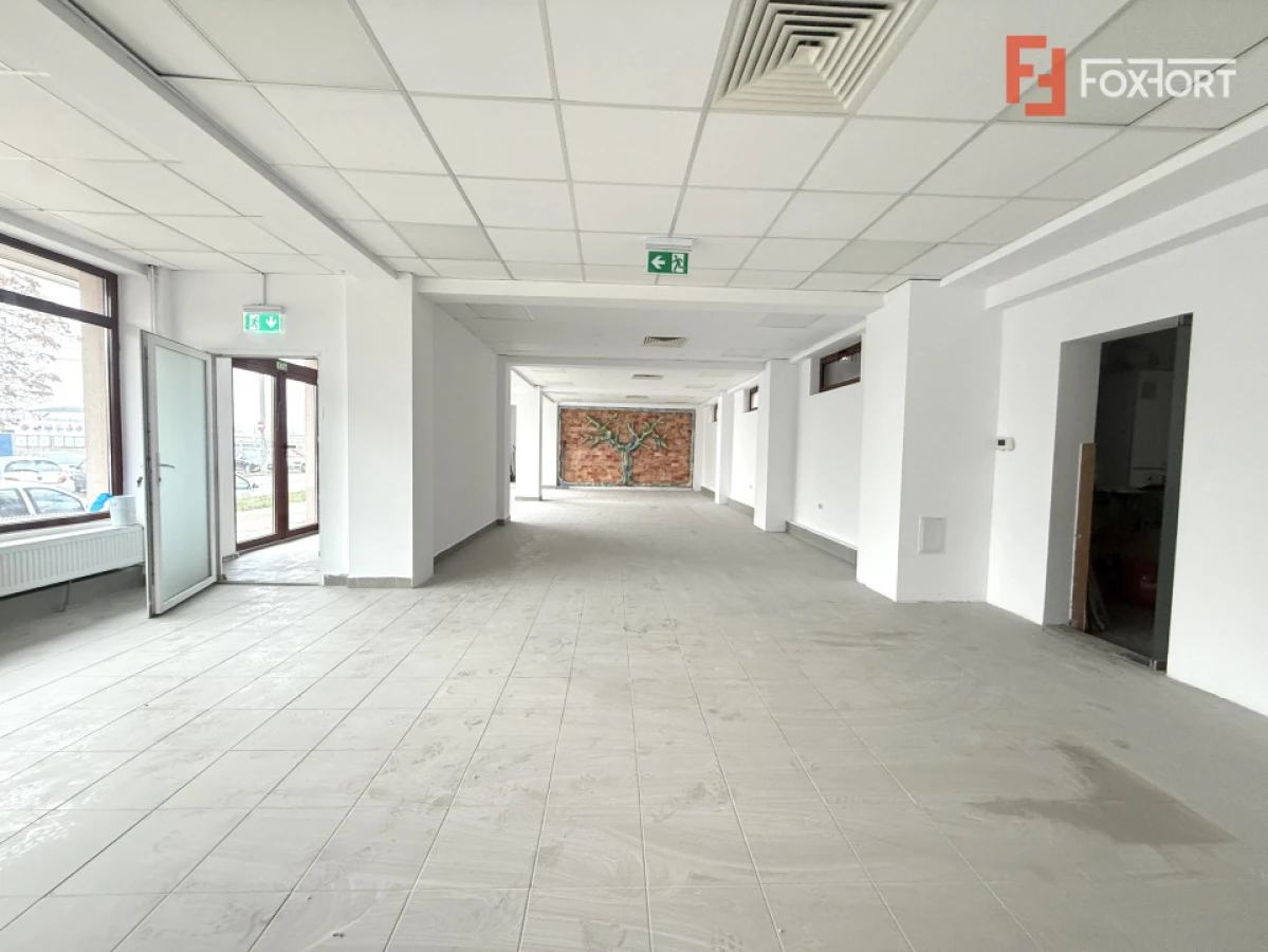 Cladire comerciala cu regim de inaltime P+2 E+M, suprafata 550 mp de inchiriat - 8