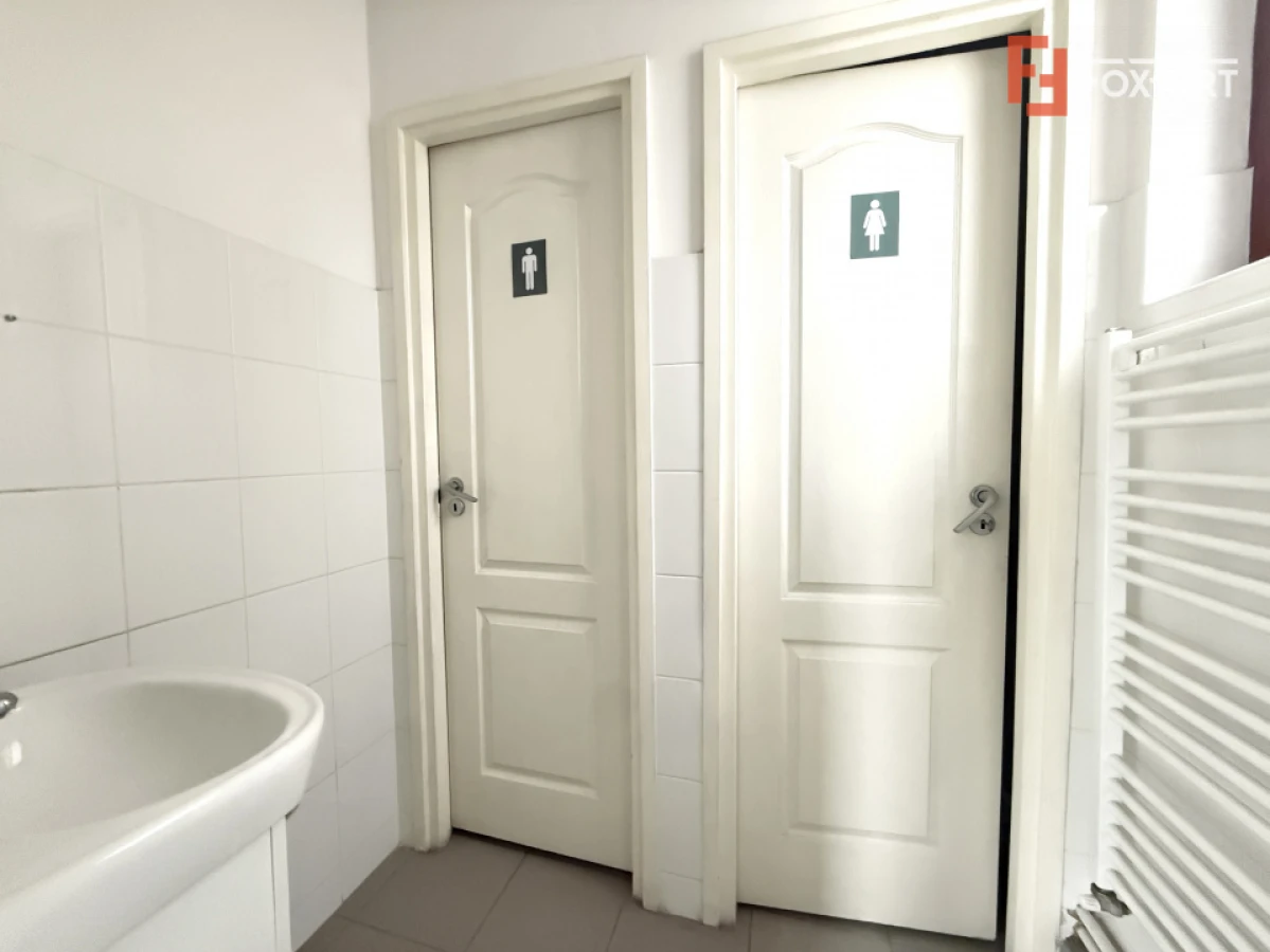 Cladire comerciala cu regim de inaltime P+2 E+M, suprafata 550 mp de inchiriat - 5