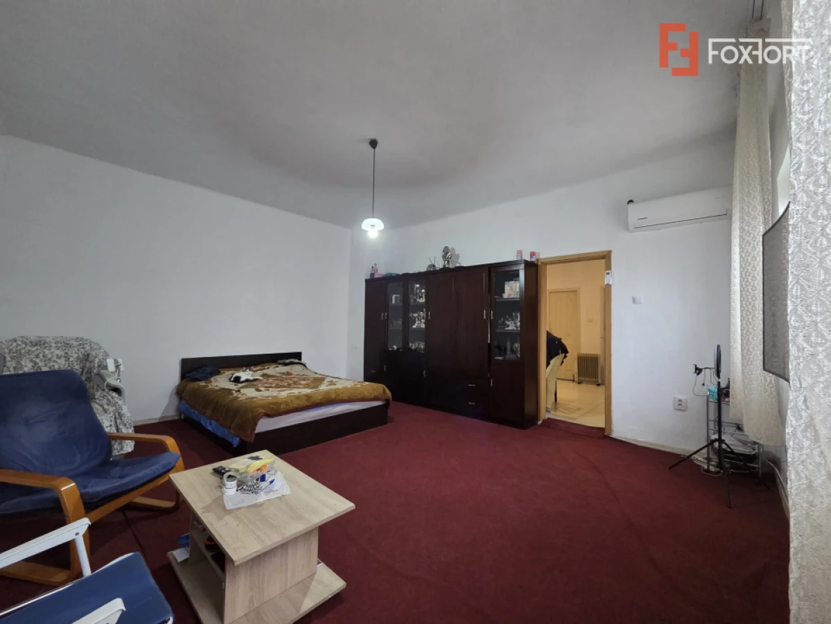 Casa individuala, teren de 1015 mp, zona Parneava - 1