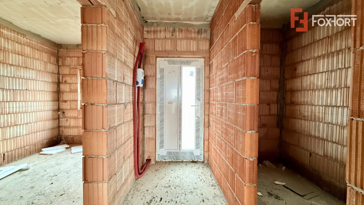 Duplex cu 3 camere si 2 bai si teren de 250 mp, zona Mosnita Veche - 9