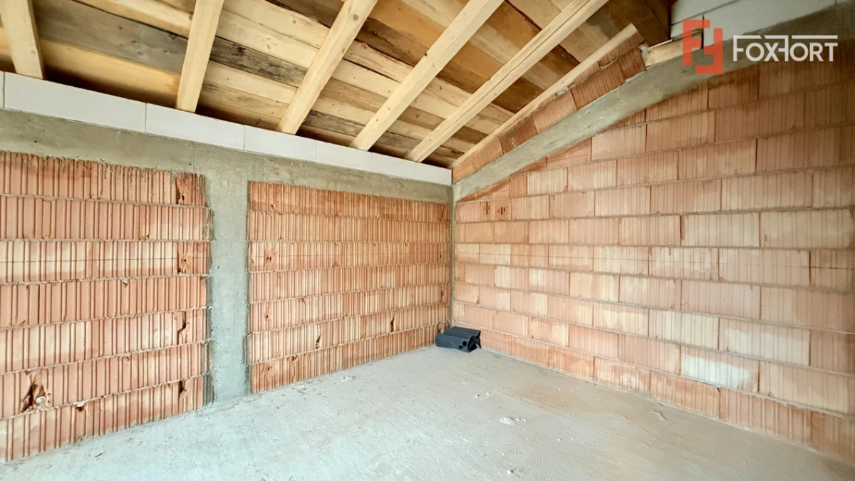 Duplex cu 3 camere si 2 bai si teren de 250 mp, zona Mosnita Veche - 6