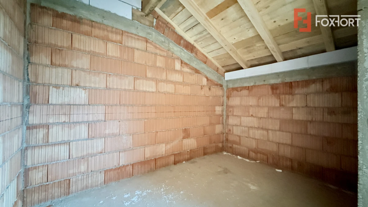 Duplex cu 3 camere si 2 bai si teren de 250 mp, zona Mosnita Veche - 5