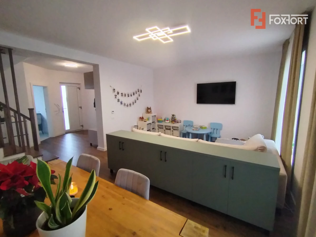 Duplex cu 4 camere de vanzare in localitatea Giroc - 3