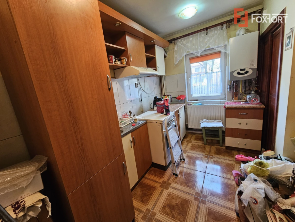 Apartament cu 3 camere, decomandat cu vedere pe 3 parti - zona Miorita - 3