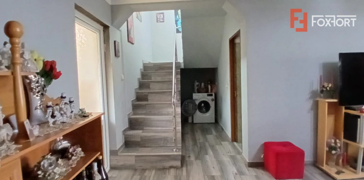 Casa individuala cu 5 camere P+M in Sanmihaiu Roman - 4