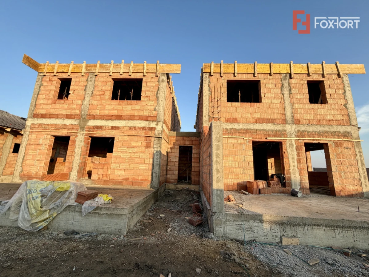 Duplex cu 4 camere Parter + Etaj, zona Sanandrei - 1