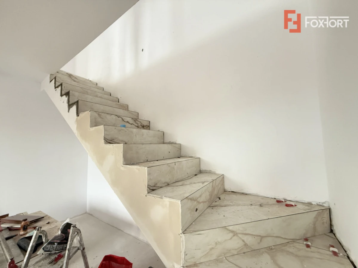 Duplex cu 4 camere de vanzare in localitatea Sacalaz - 2