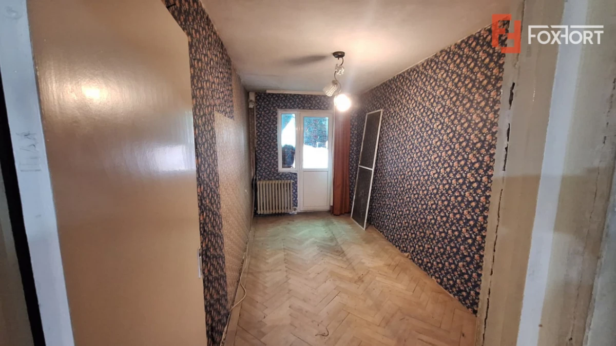 Apartament cu 3 camere + boxa, zona Sagului - 9