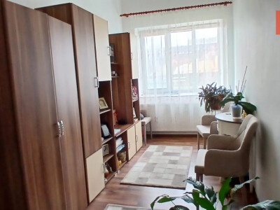 Casa individuala cu 4 camere si teren 925 mp in Sanandrei