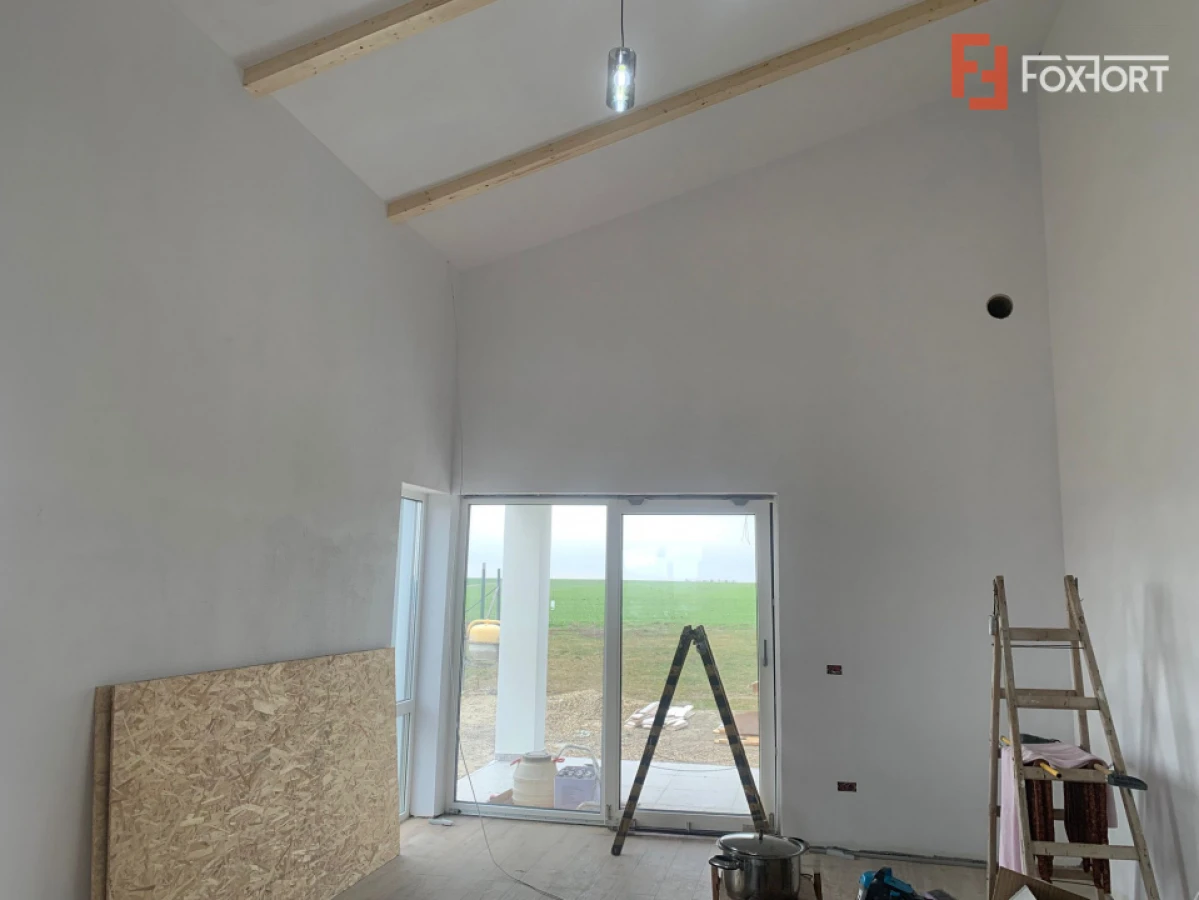 Casa individuala cu 5 camere si teren de 840 mp, Pischia - 8