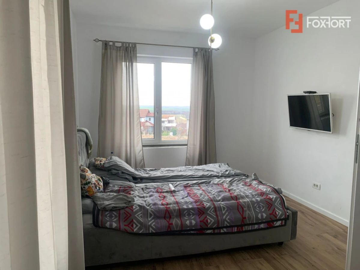 Casa individuala cu 5 camere si teren de 840 mp, Pischia - 3