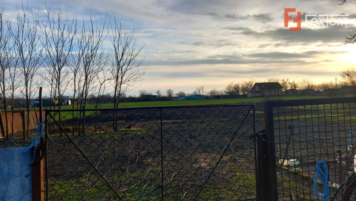 Casa individuala + hala de vanzare in Grabat - 1