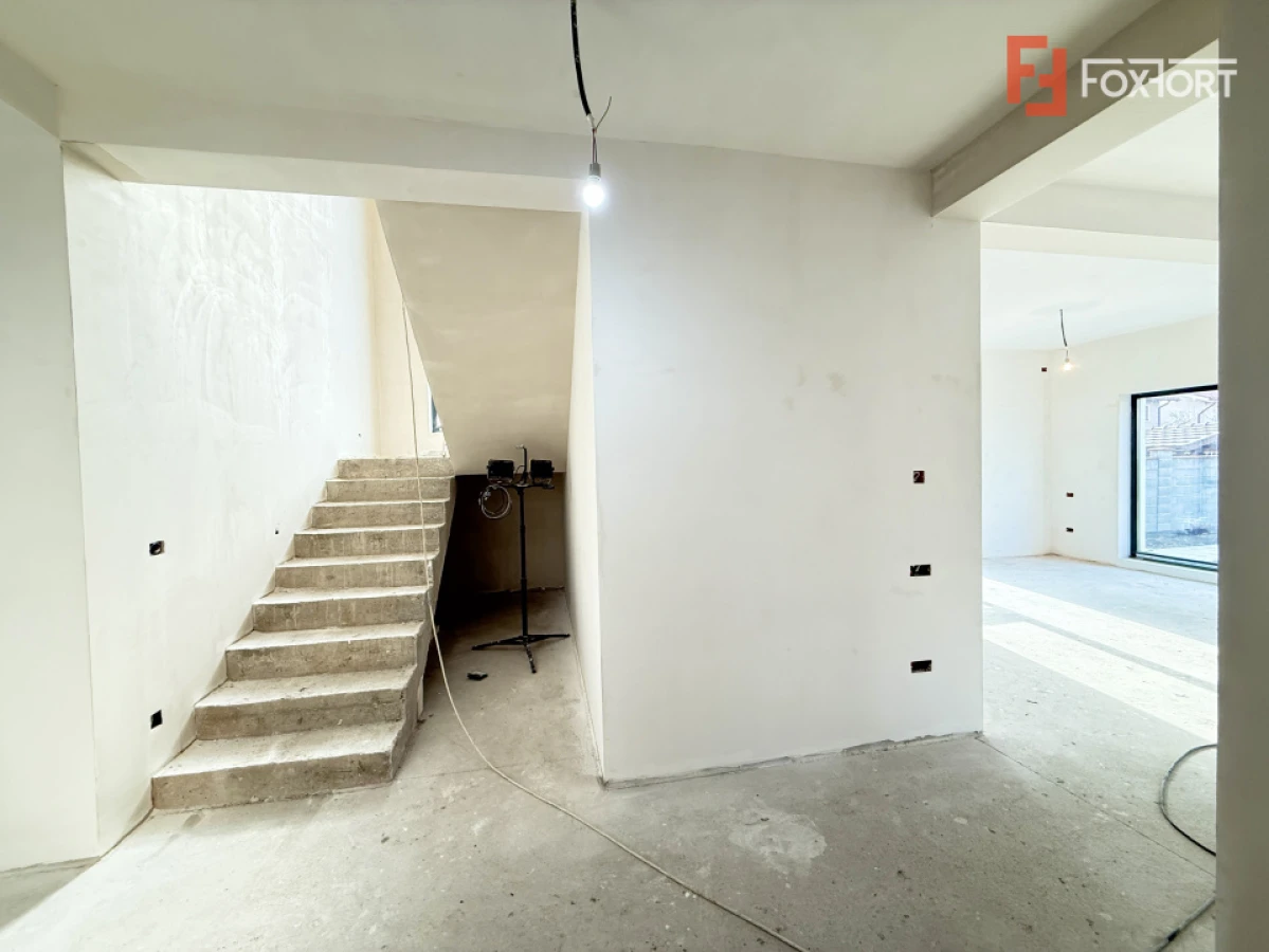 Casa individuala cu 5 camere de vanzare in Dumbravita - 3