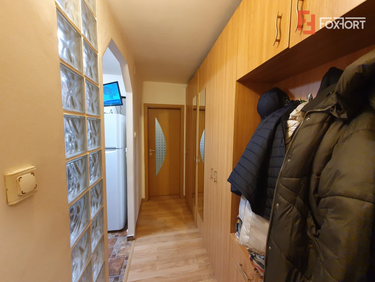 Apartament cu 2 camere, etaj 2 - zona Dambovita - 9