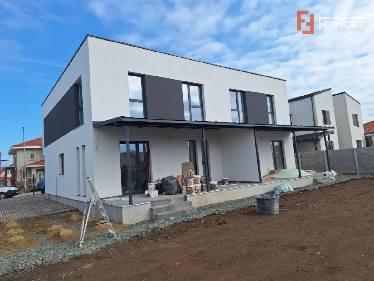 Duplex cu 5 camere de 125 mp si 3 bai, zona Dumbravita - 1