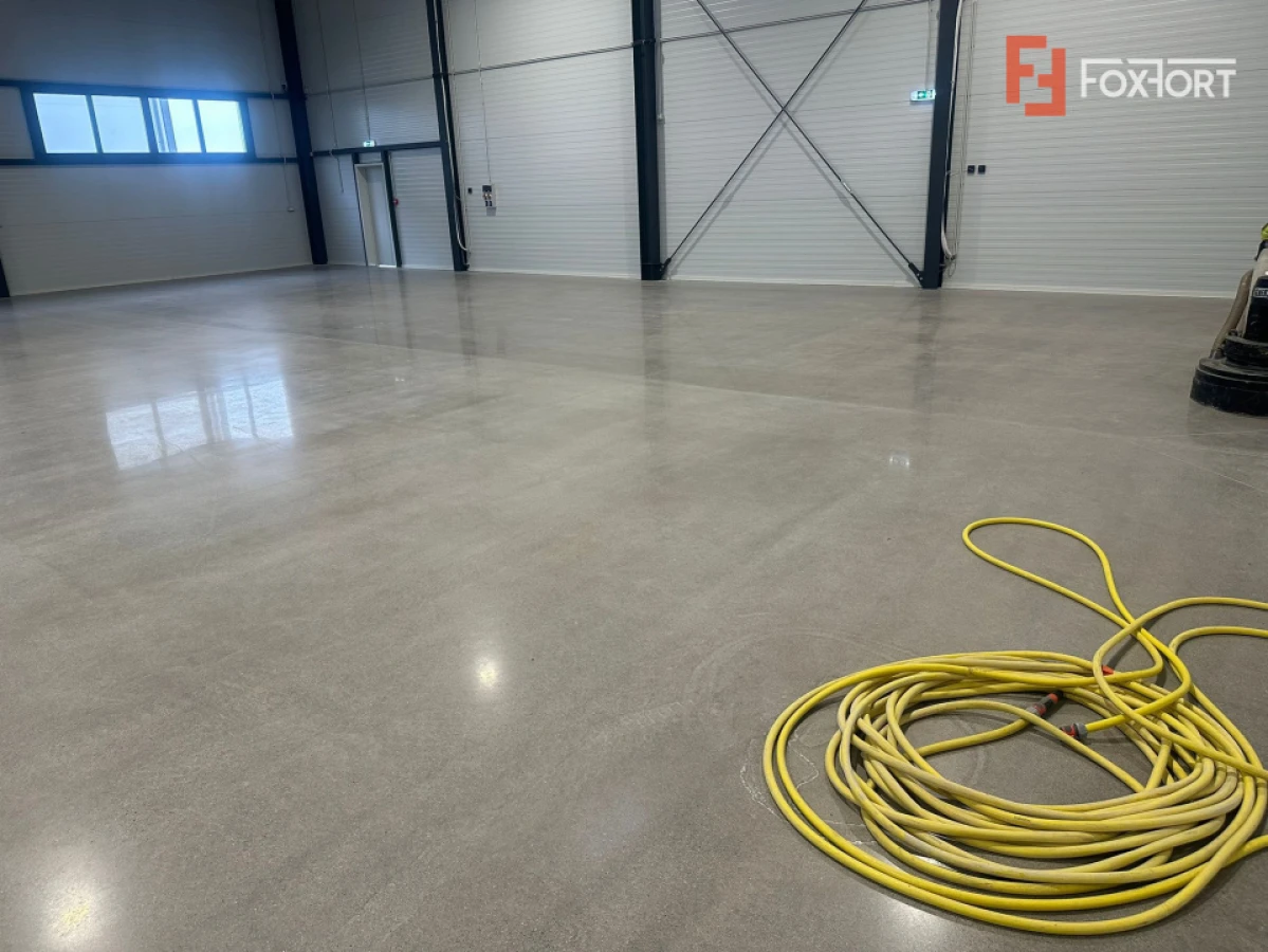 Hala industriala 500 mp + birouri, 1398 mp teren, acces TIR - Giarmata Vii - 4