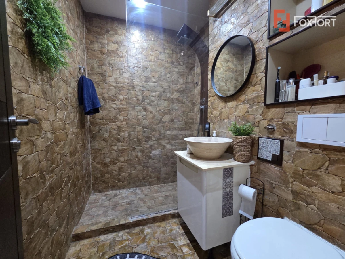 Garsoniera moderna cu balcon de vanzare 32 mp utili | Banu maracine Arad - 3