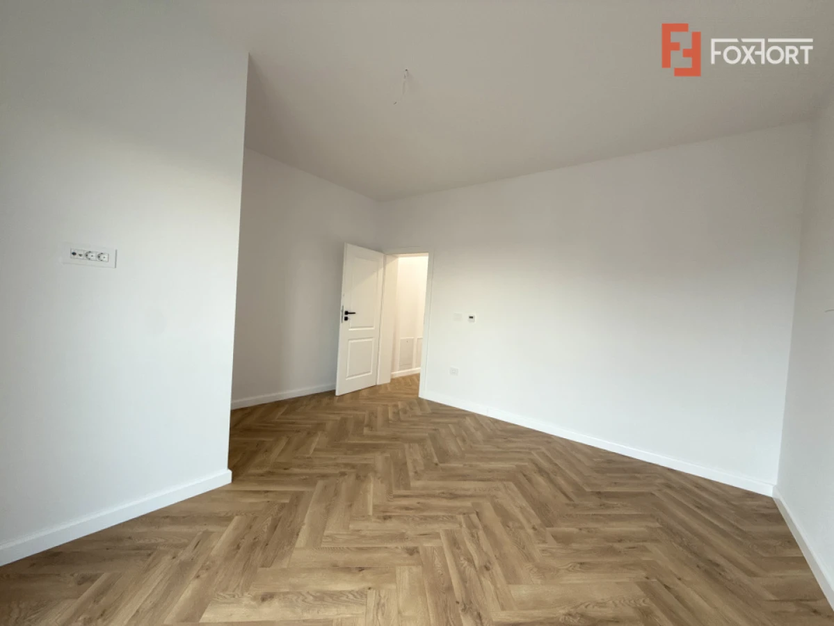 Duplex cu 4 camere de vanzare in localitatea Covaci - 8