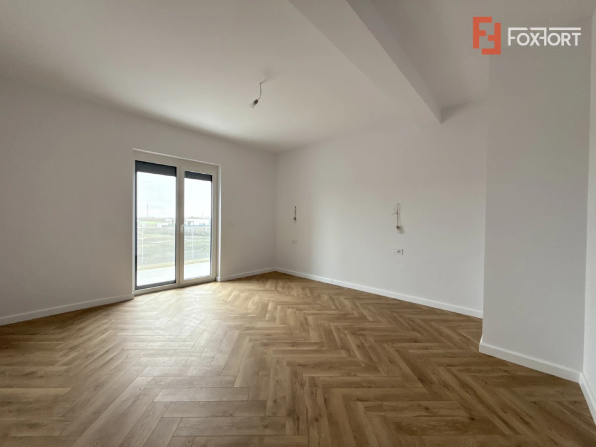 Duplex cu 4 camere de vanzare in localitatea Covaci - 3