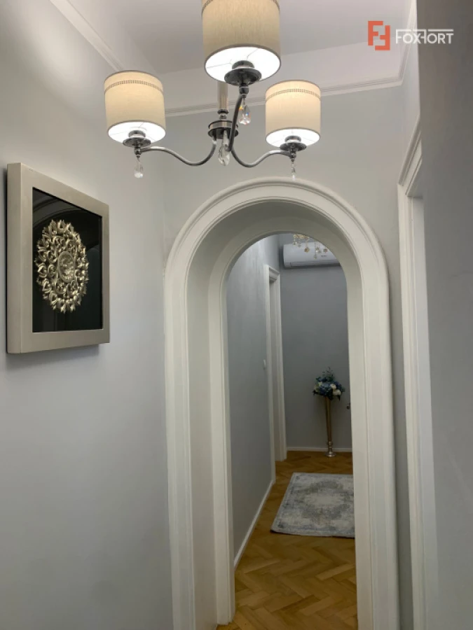 Apartament cu 3 camere, parter inalt - Central - 10