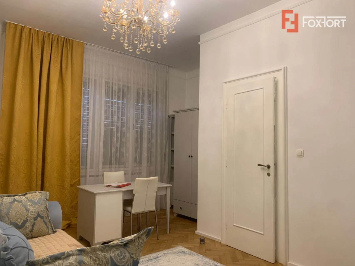Apartament cu 3 camere, parter inalt - Central - 5