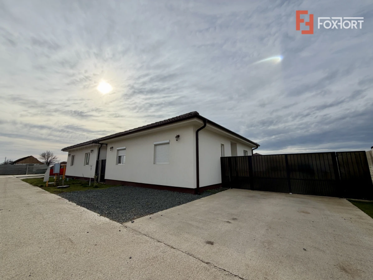 Casa individuala cu 3 camere pe parter - predare la cheie - in Sanandrei - 1