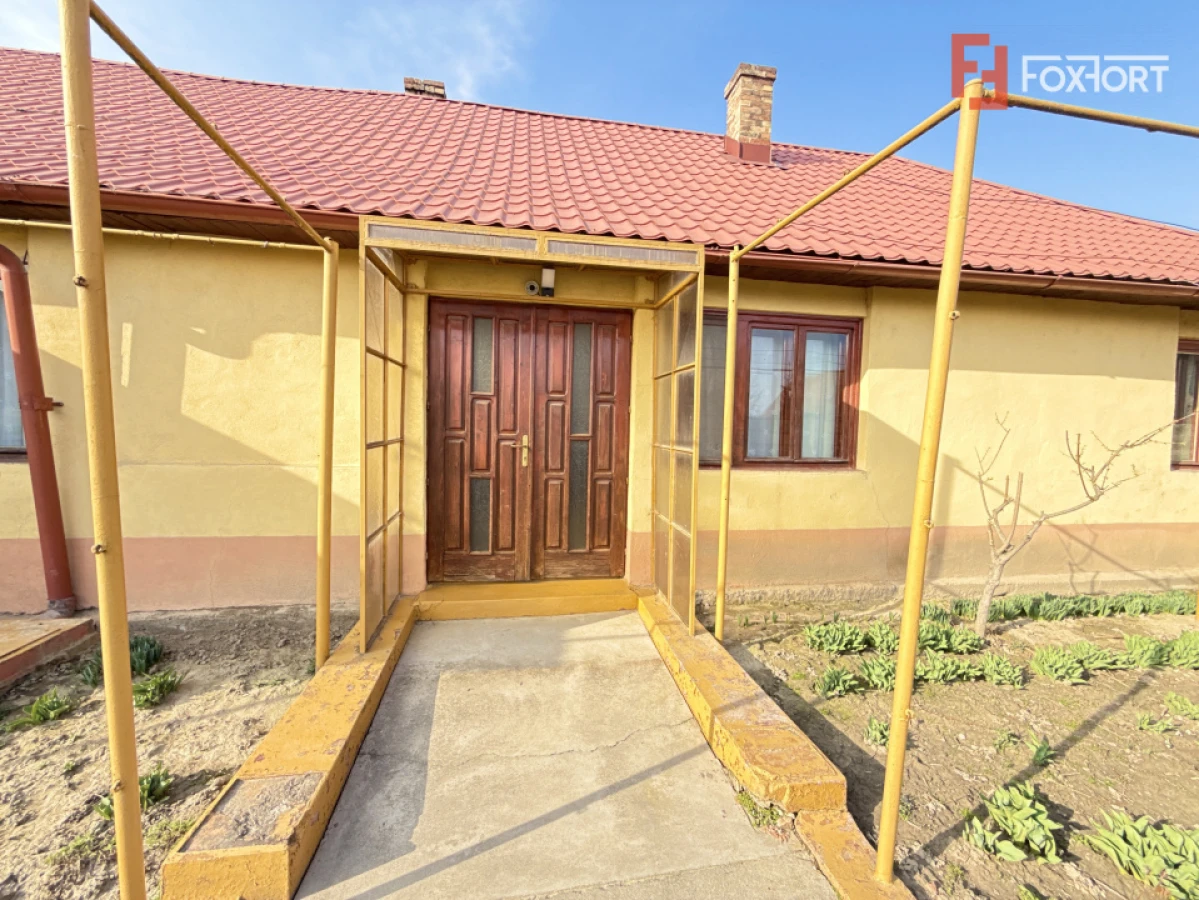 Casa individuala cu 6 camere de vanzare in localitatea Sacalaz, zona Centrala - 1