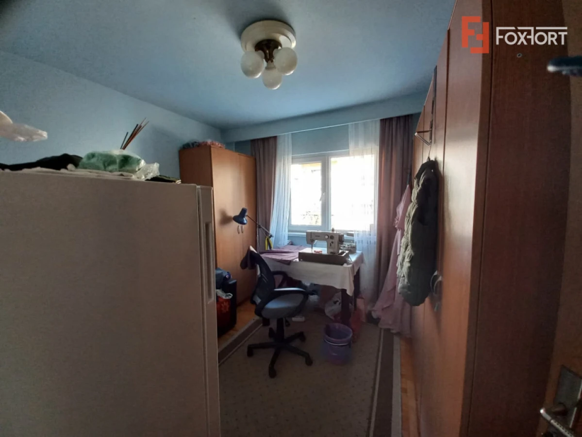 Apartament cu 3 camere de vanzare in Timisoara, zona Lipovei - 3