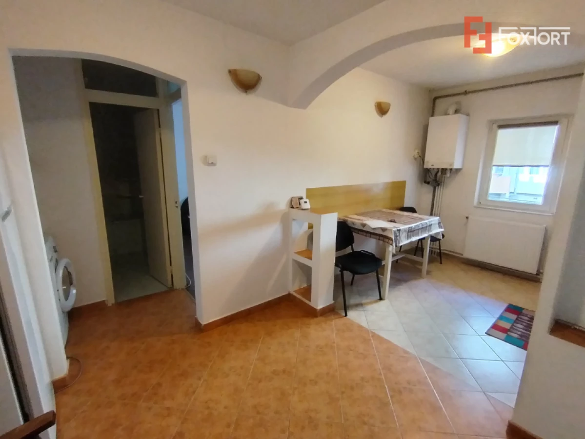 Apartament cu 2 camere de inchiriat mobilat si utilat in zona Soarelui - 4