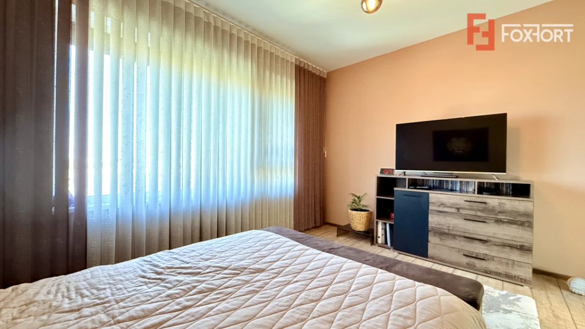 Duplex de vanzare, 3 camere + garaj - toate utilitatile - Dumbravita - 8