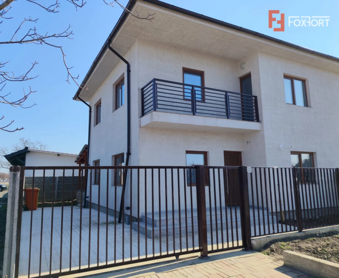 Casa de vanzare, tip duplex, in Sannicolau Mare - confort si liniste - 2