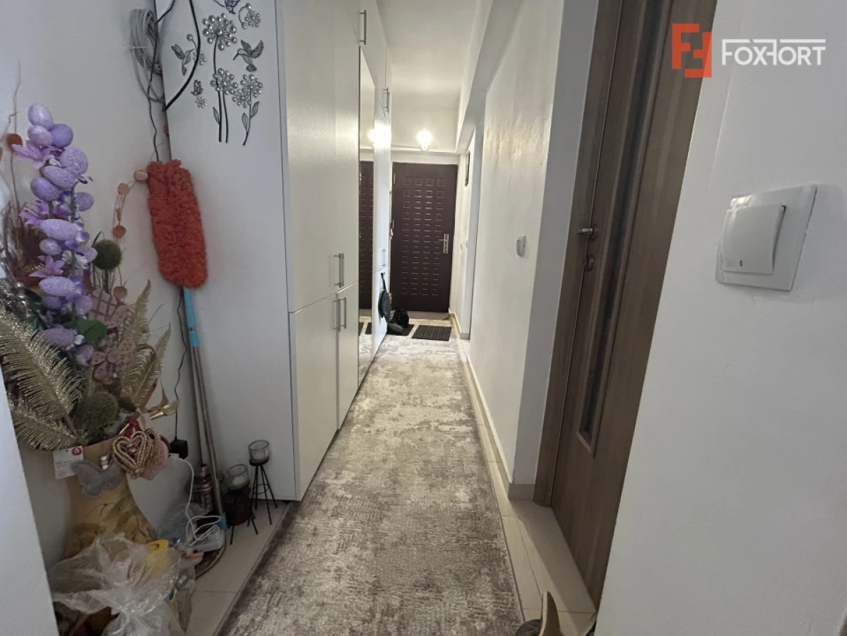 Apartament de vanzare cu 3 camere, la parter - zona Sag - 6