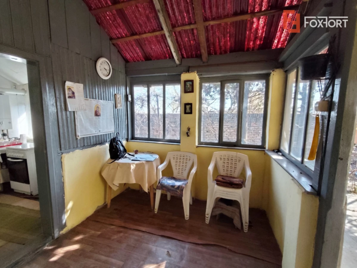 Casa cu 3 camere de vanzare in Jimbolia, teren pe colt - 9