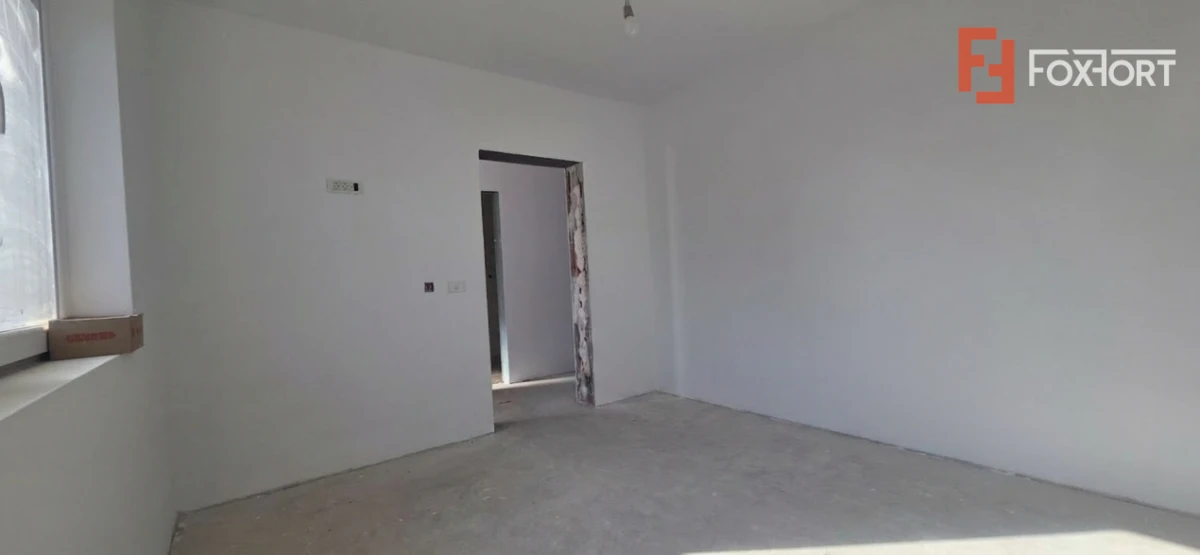 Duplex plan parter, despartit prin camera tehnica - Mosnita Noua - 10