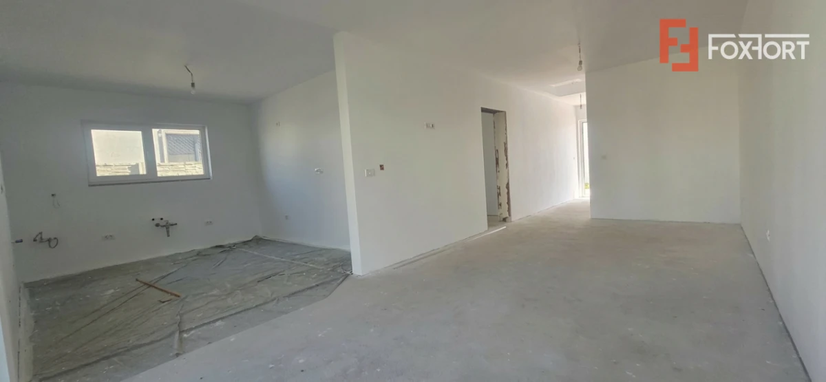 Duplex plan parter, despartit prin camera tehnica - Mosnita Noua - 2