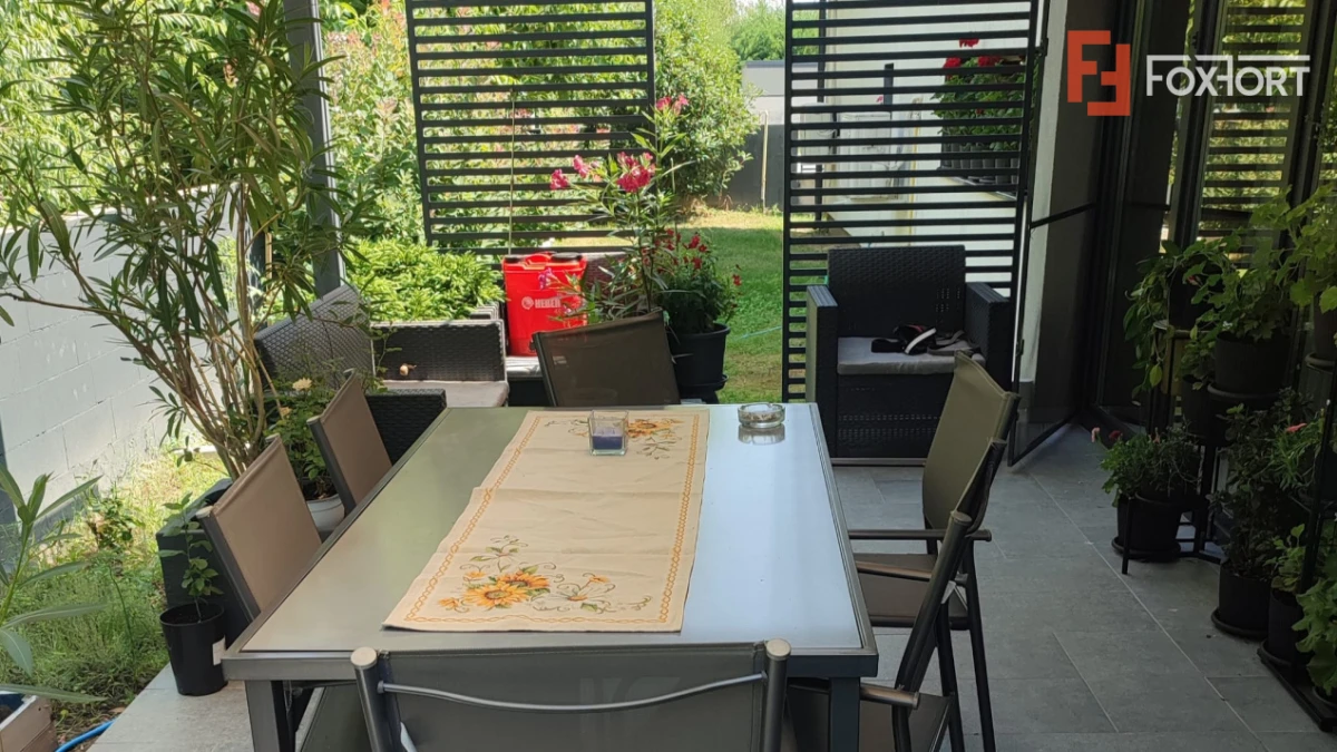 Casa individuala deosebita cu 6 camere in Ghiroda - 3