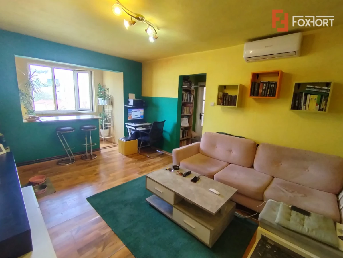 Apartament cu 4 camere de vanzare in zona Spitalul Judetean - 7