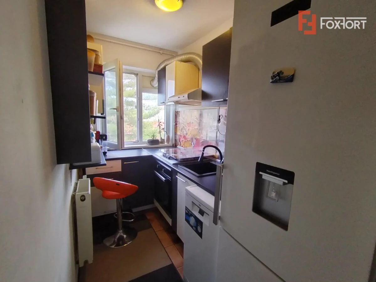 Apartament cu 4 camere de vanzare in zona Spitalul Judetean - 5