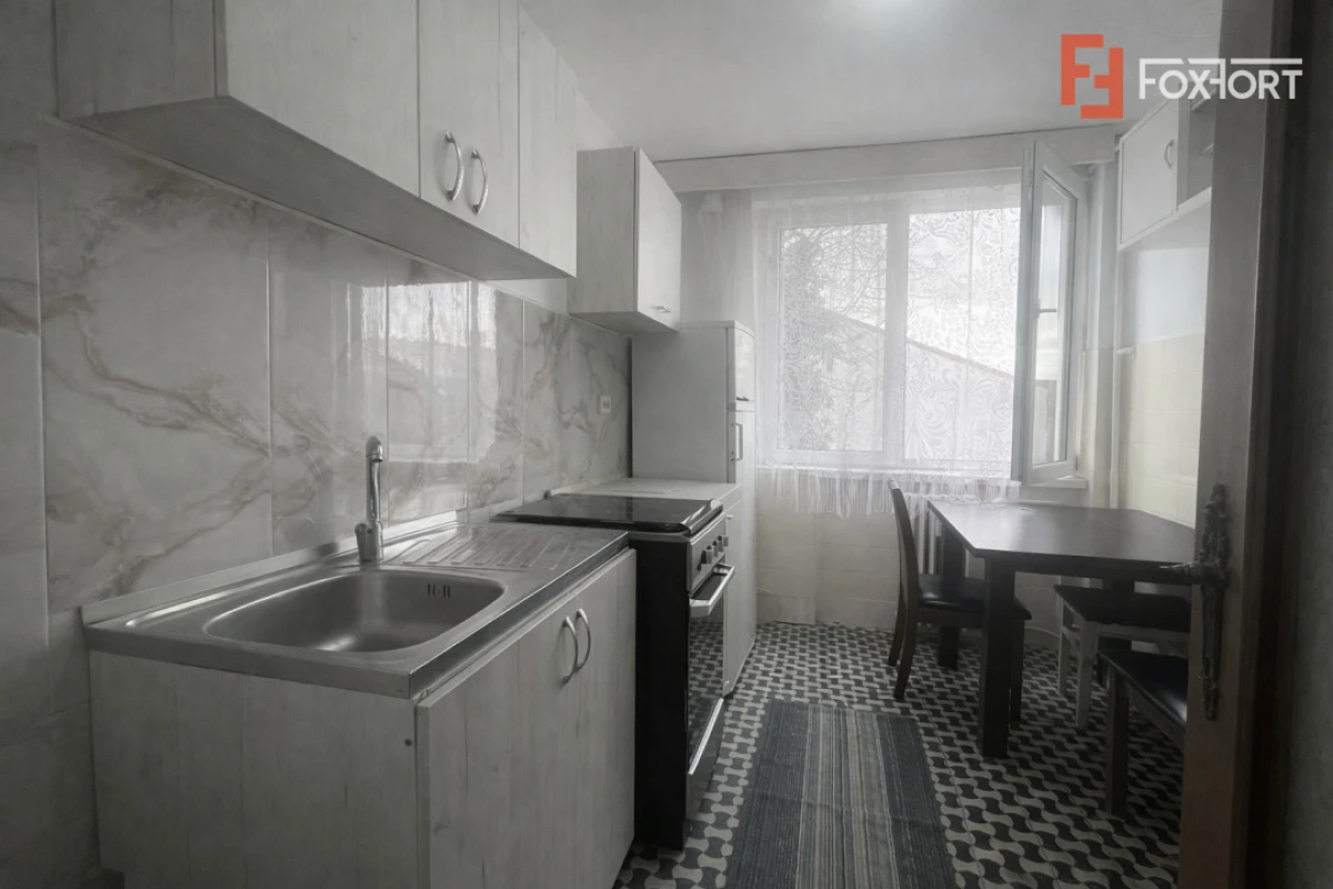 Apartament cu 2 camere, etaj 3, zona Podgoria - Arad - 4